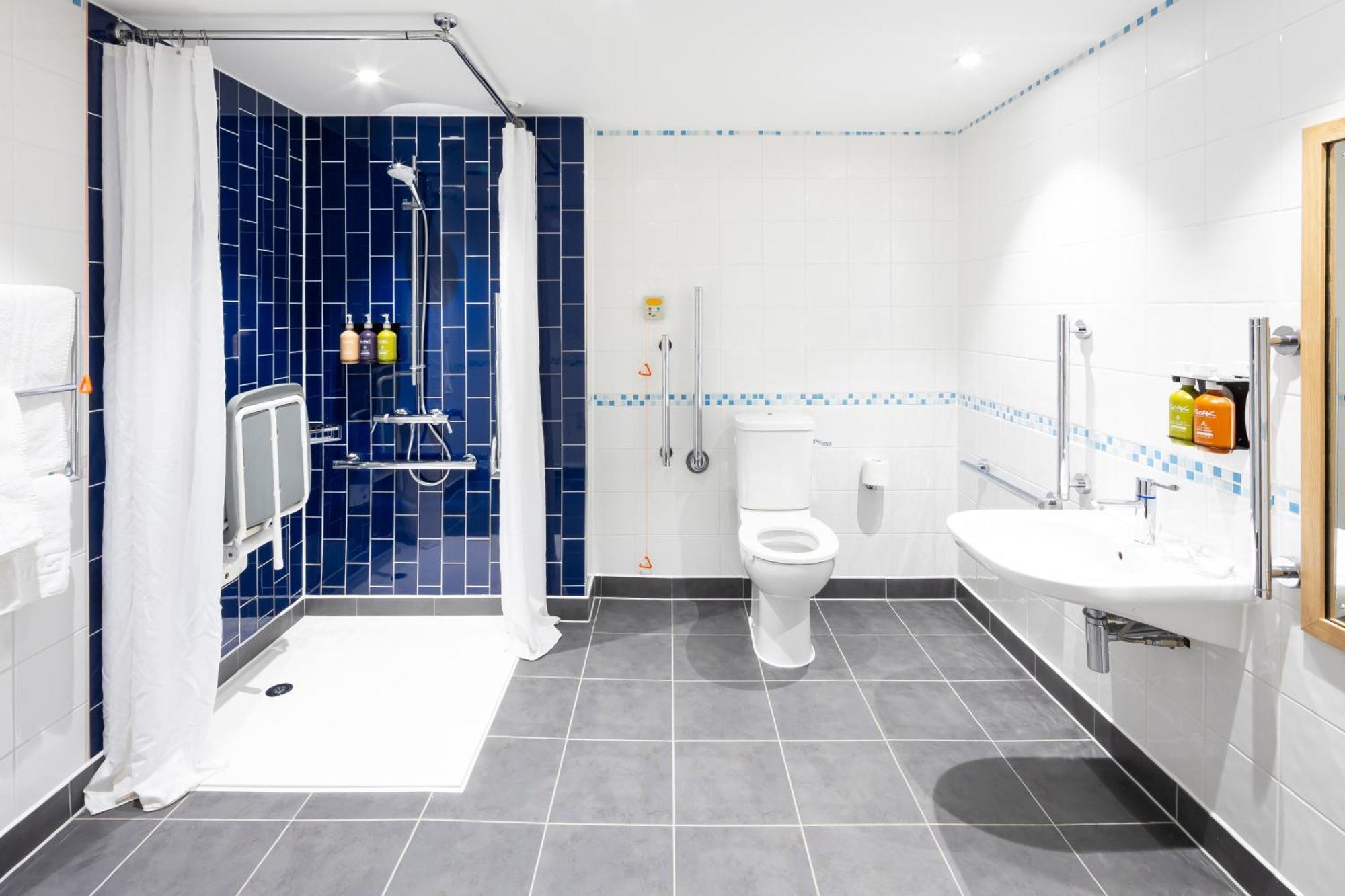 Holiday Inn Coventry M6, J2 By Ihg Ngoại thất bức ảnh